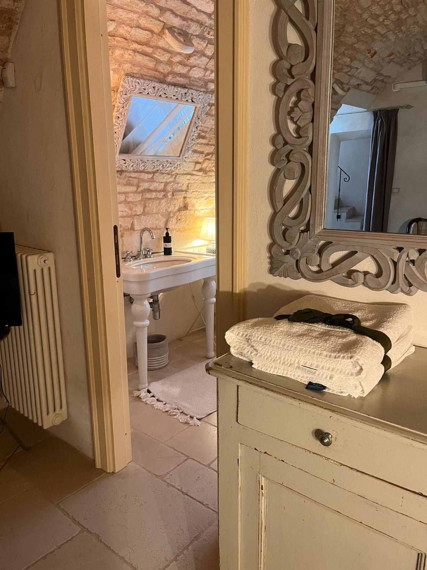 Palazzoliva - Luxury Boho Chic Guest House In The Historic Heart Of マルティナ・フランカ エクステリア 写真