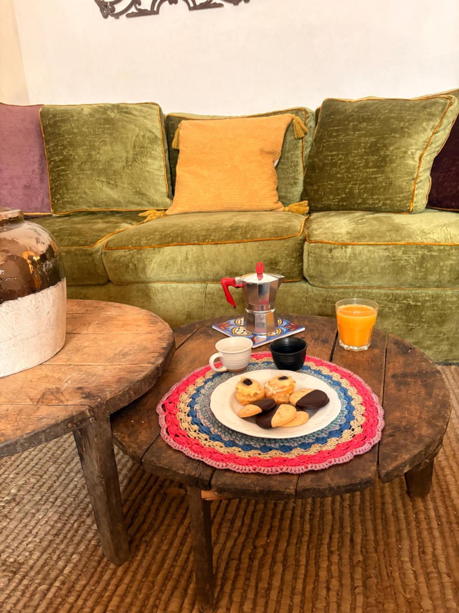 Palazzoliva - Luxury Boho Chic Guest House In The Historic Heart Of マルティナ・フランカ エクステリア 写真